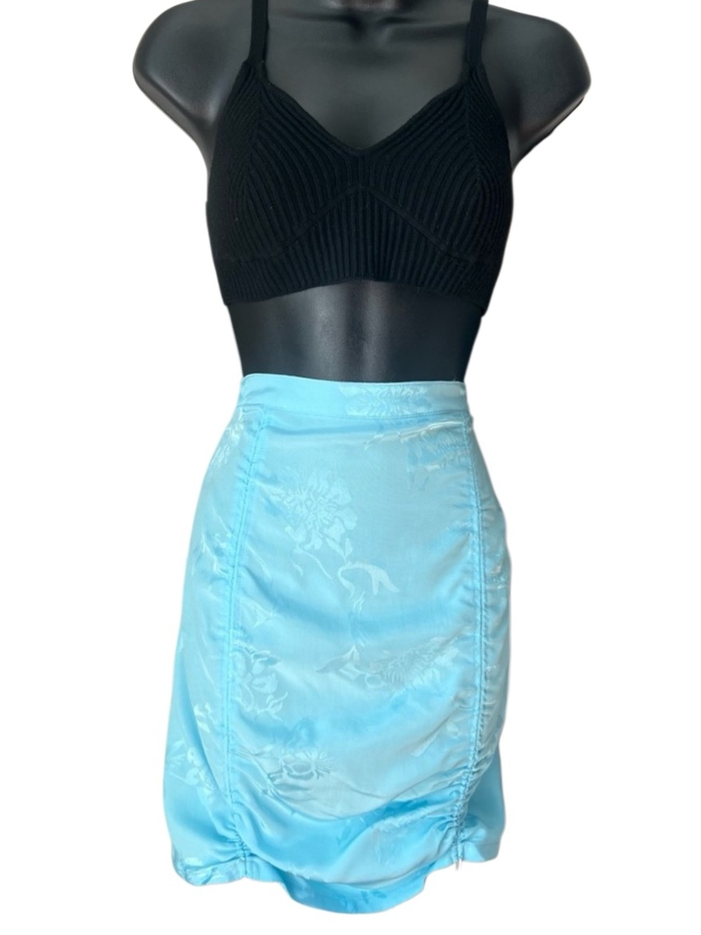 Skylar + Madison Light Blue Satin ruched mini skirt Size: Large
